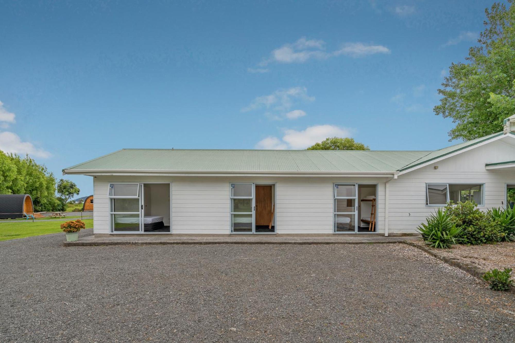 Coromandel Shelly Beach Top 10 Holiday Park Eksteriør billede