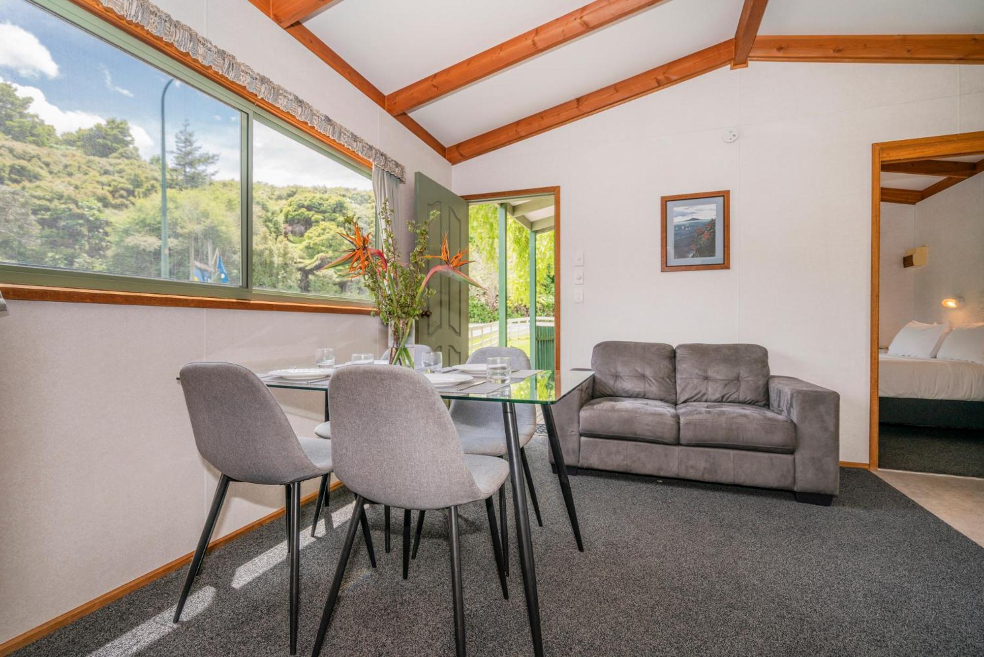 Coromandel Shelly Beach Top 10 Holiday Park Eksteriør billede