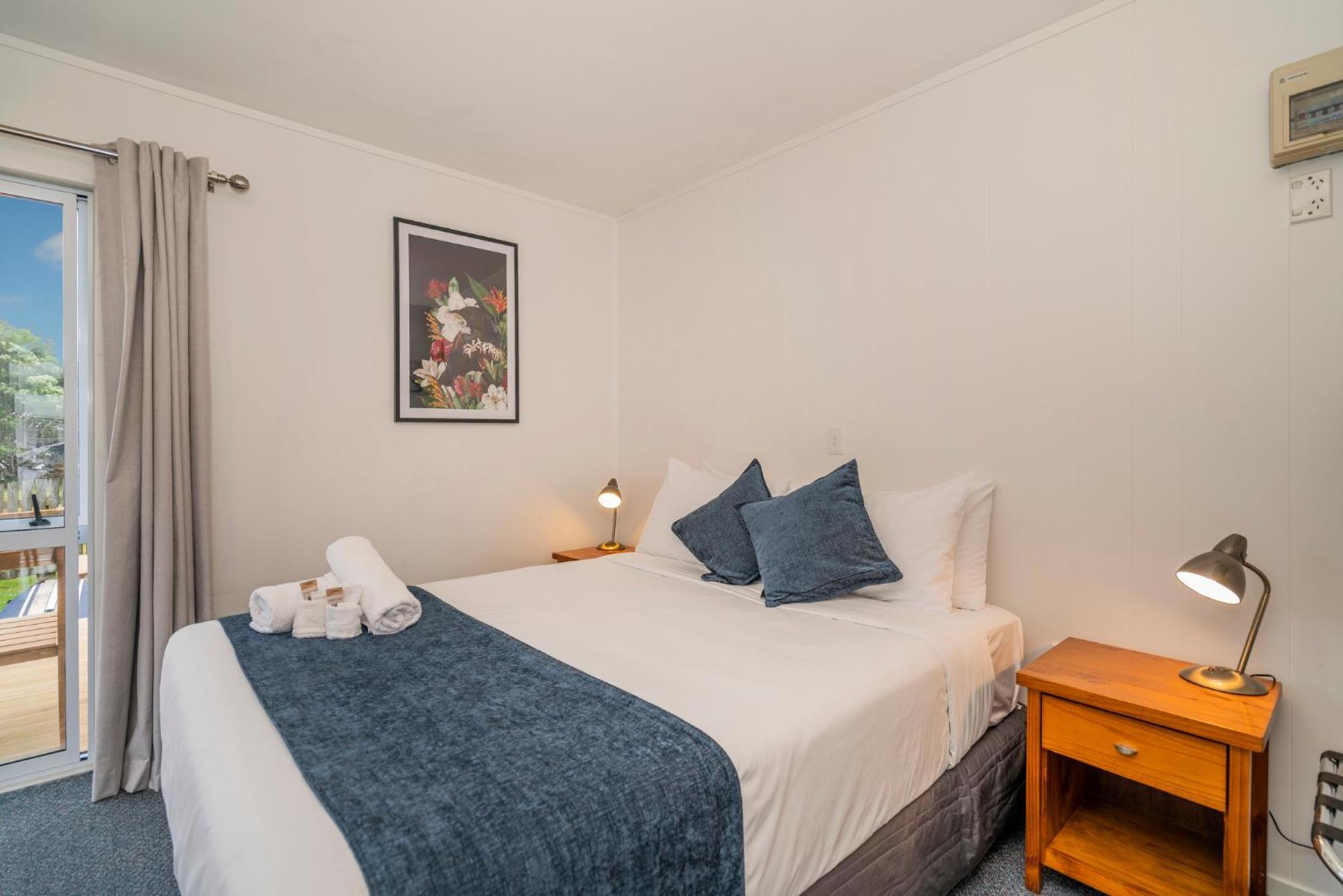 Coromandel Shelly Beach Top 10 Holiday Park Værelse billede