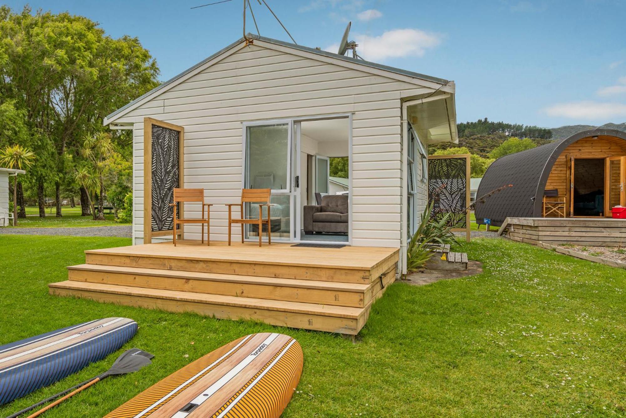 Coromandel Shelly Beach Top 10 Holiday Park Værelse billede