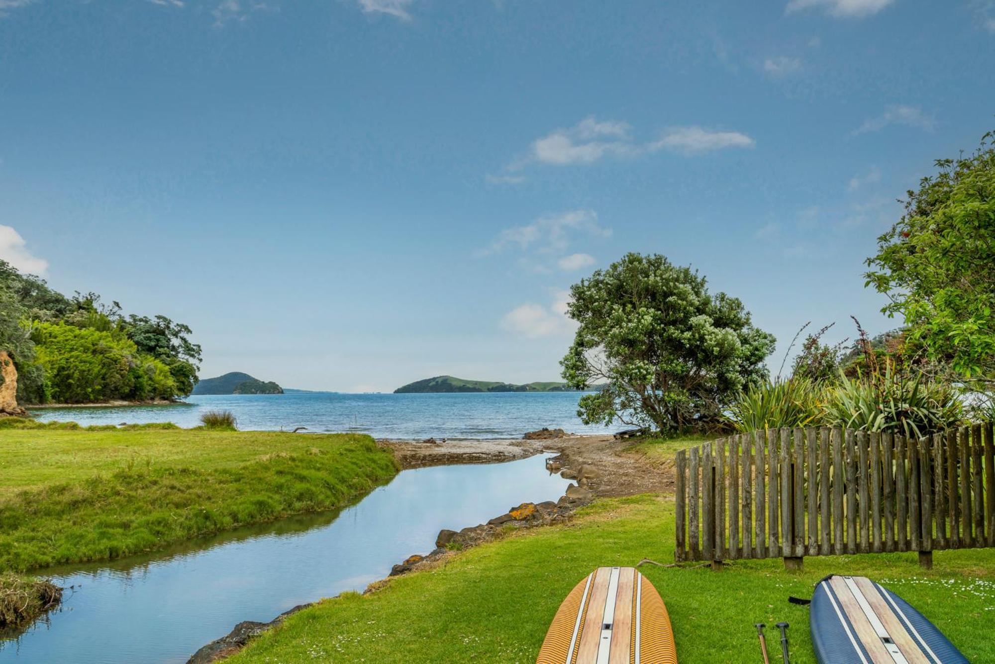 Coromandel Shelly Beach Top 10 Holiday Park Værelse billede